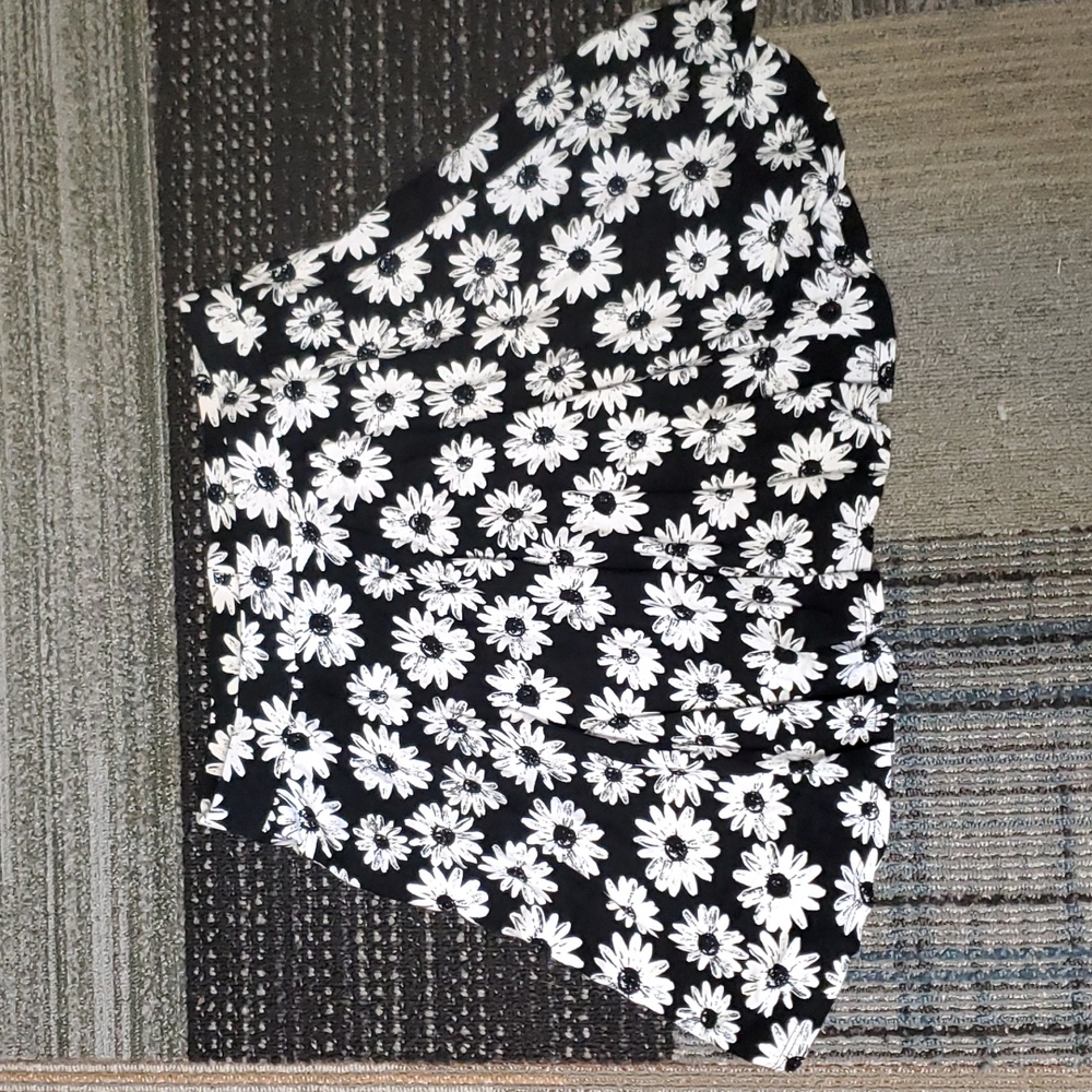 SO Black & White Floral Design Skater Skirt